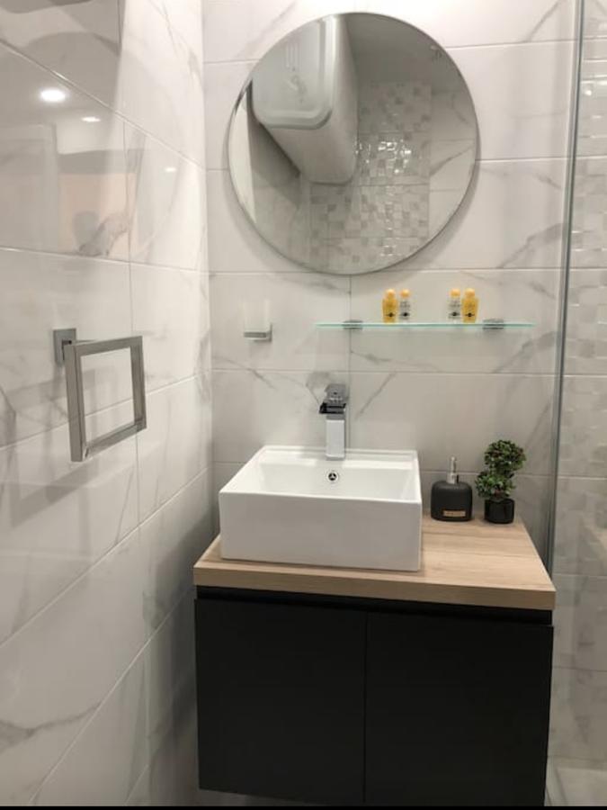 רוסה Habitat Holiday Apartment מראה חיצוני תמונה